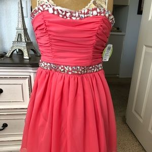 Short pink fun dress